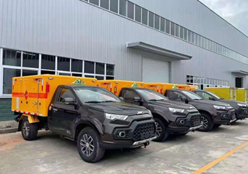 海城爆破器材运输车-保障安全与效率的关键